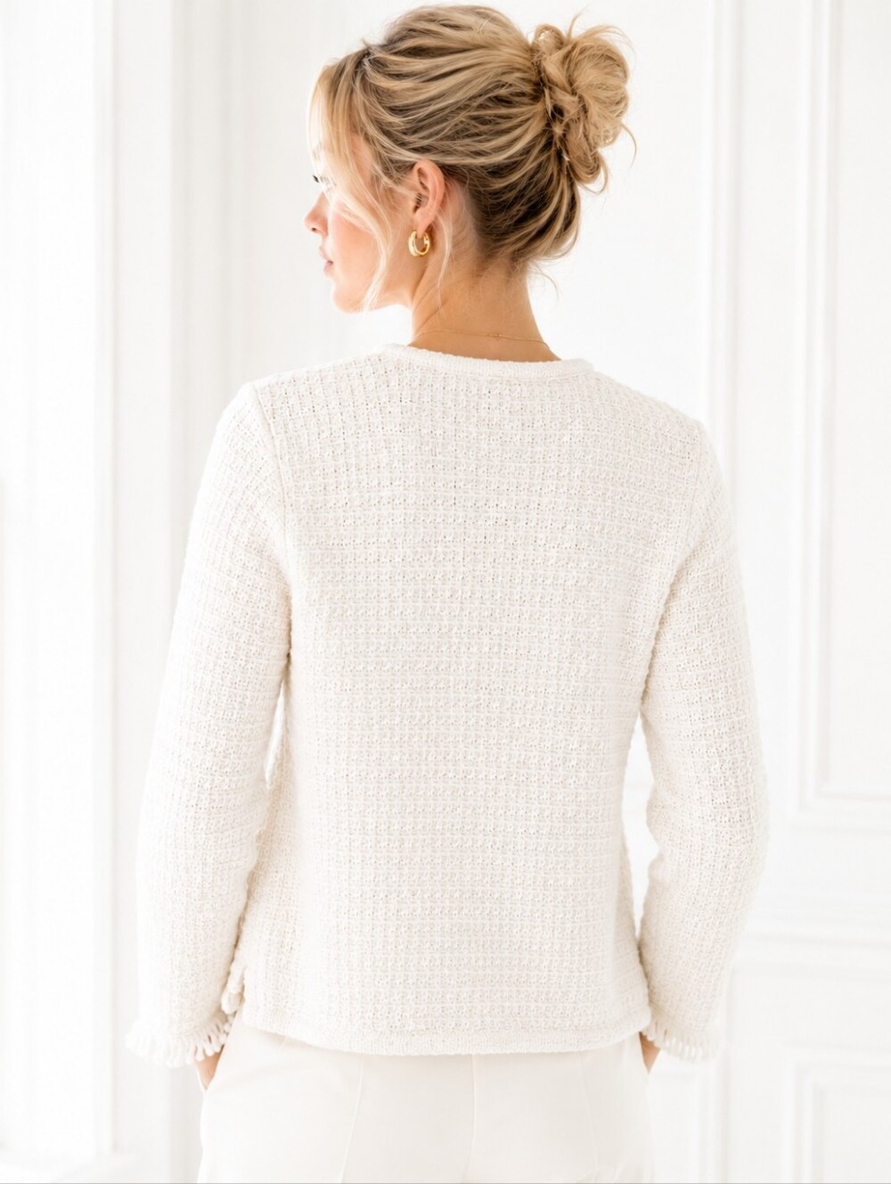 Anne Klein Ivory Textured Knit Fringe Cropped Jacket | Size LP | Quiet Luxury - Picture 2 of 10